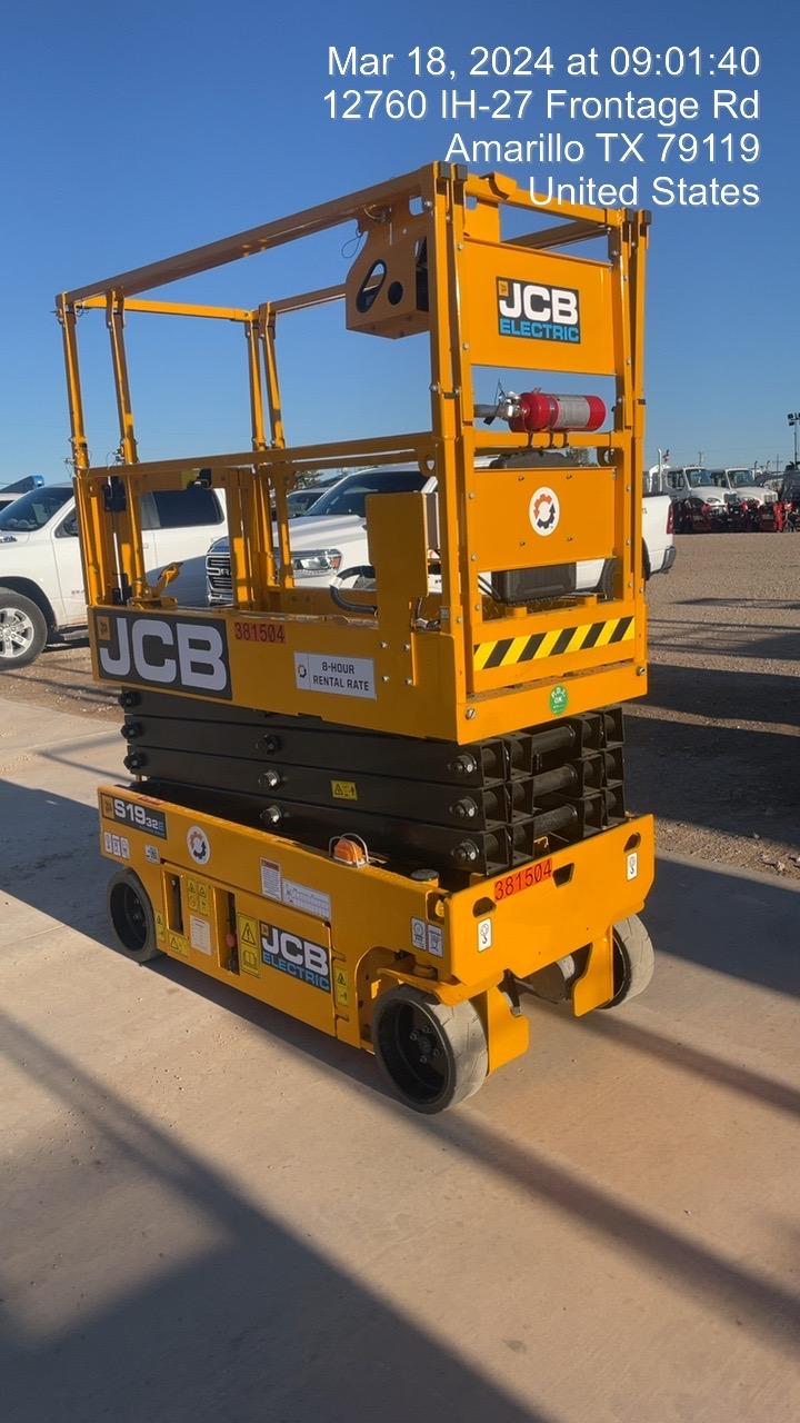 2024 JCB S1932E