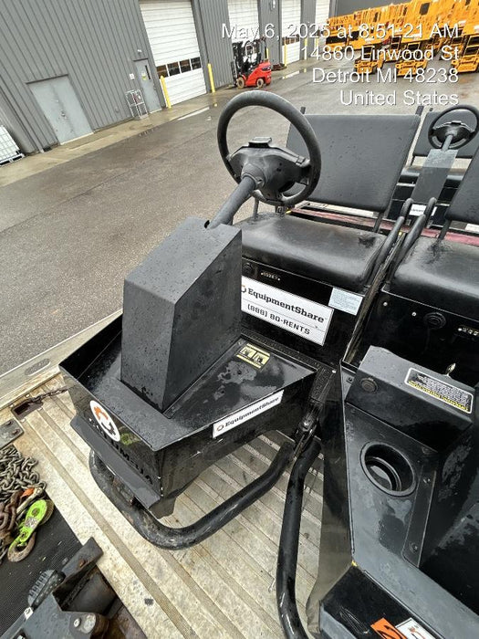 2021 Expeditor Expeditor 3 wheel Expeditor, Steering Wheel, Solid Non marketing tires, Ball Hitch, Front bumper, Painted Black