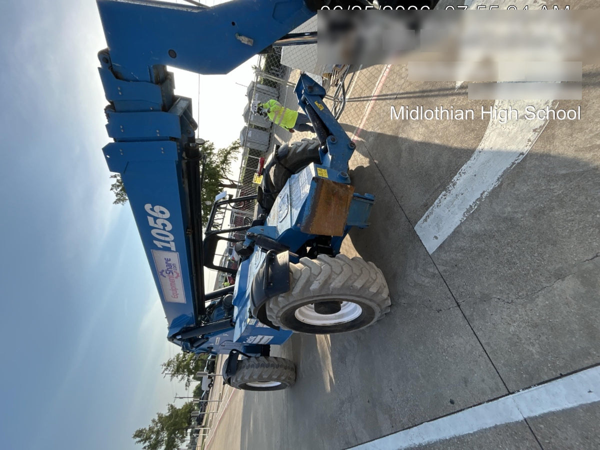 2017 GENIE GTH-1056