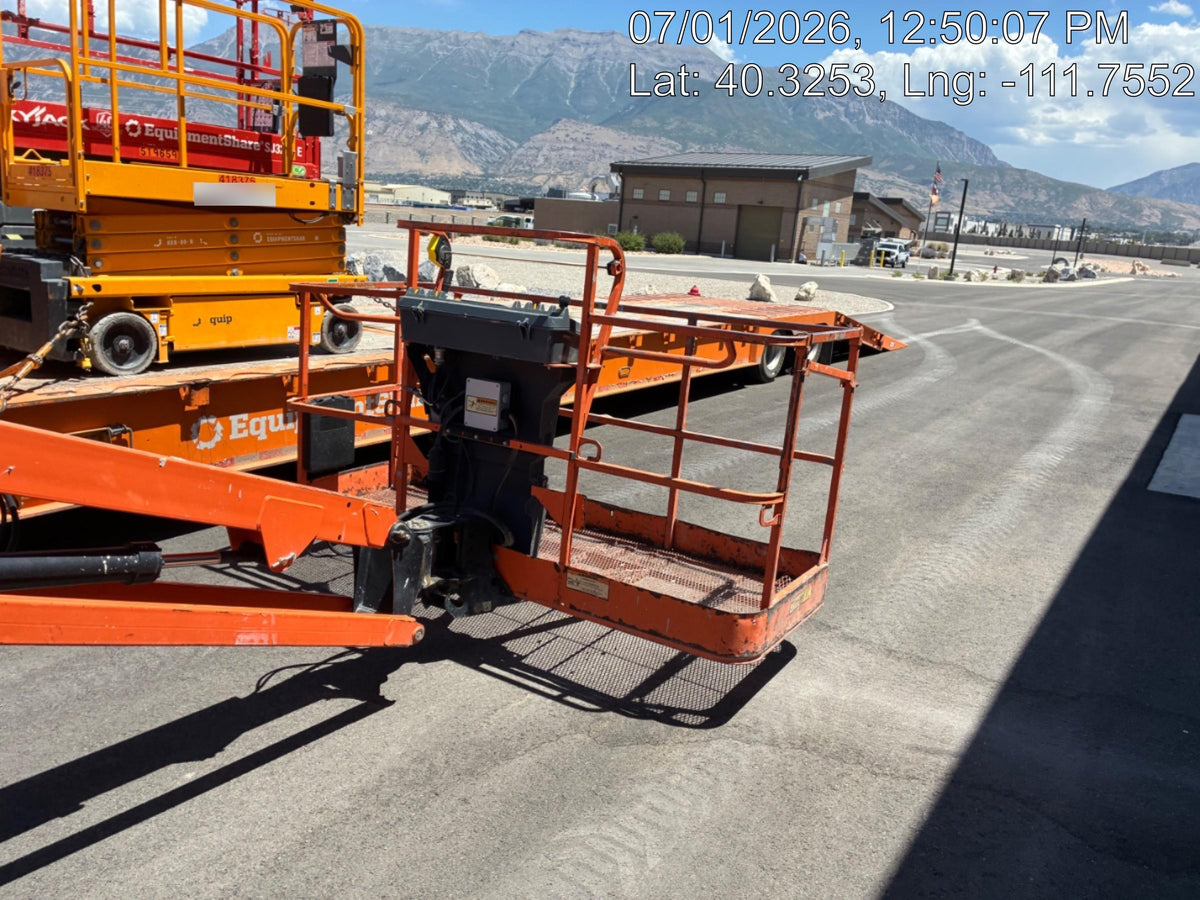 2019 JLG 460SJ