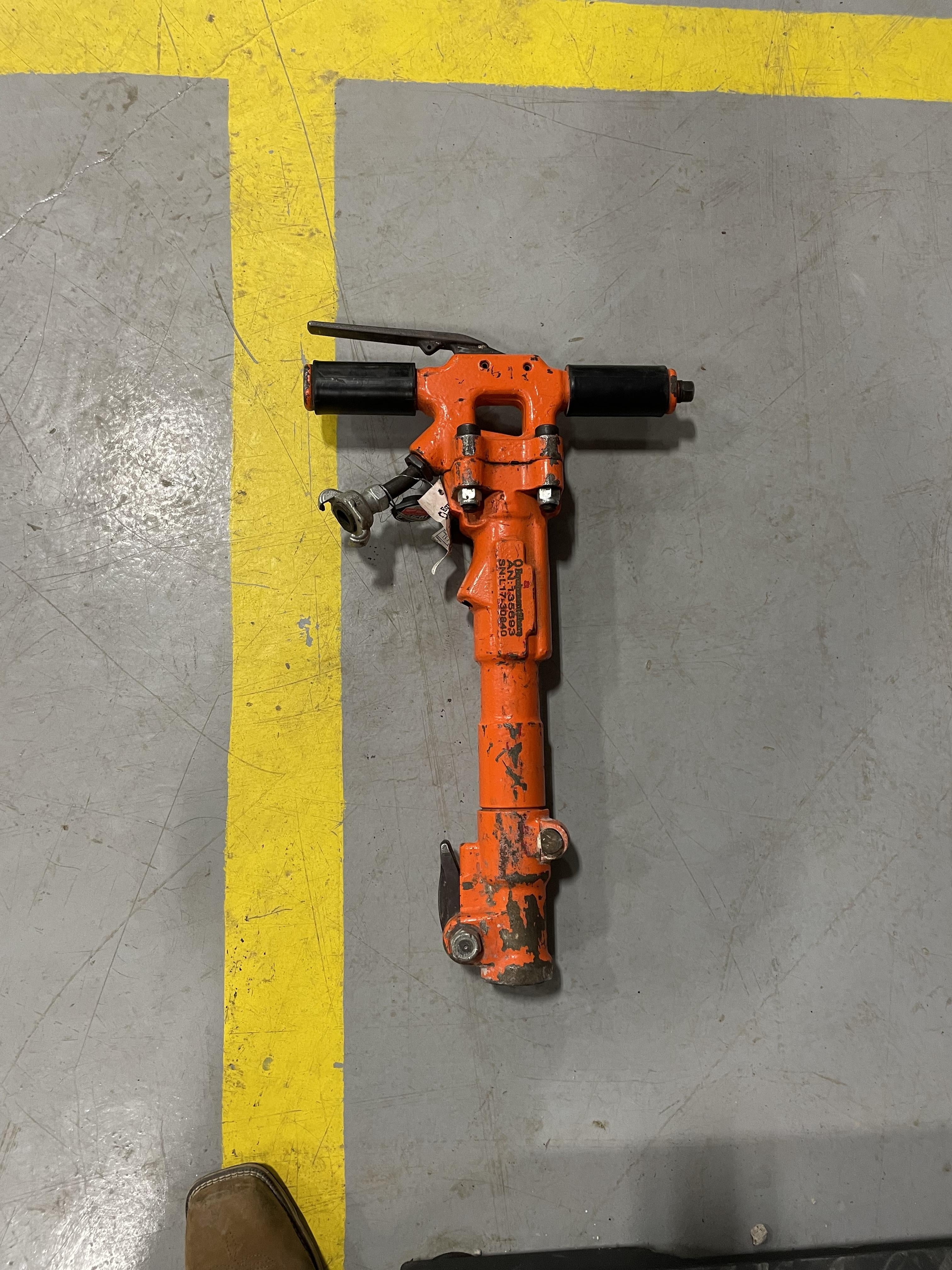 2021 MICHIGAN PNEUMATIC MP-30-1