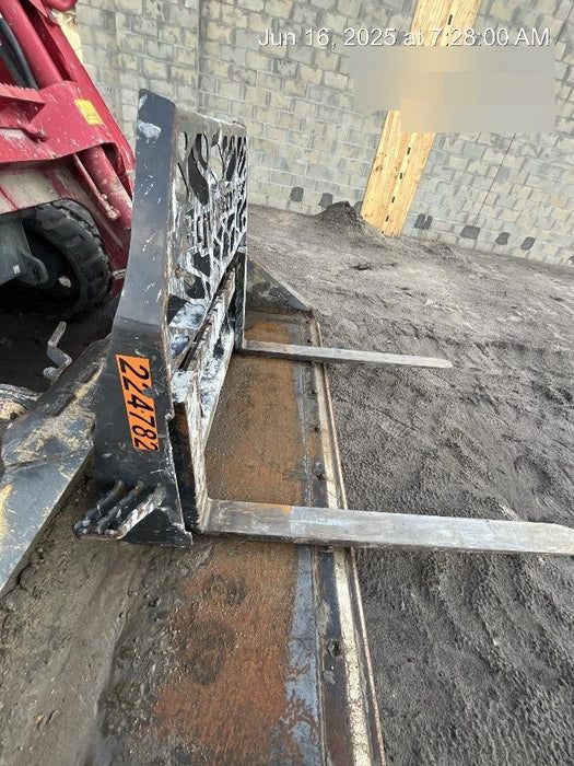 2022 PALADIN 48" Pallet Forks - Paladin