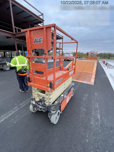 2022 JLG R1932