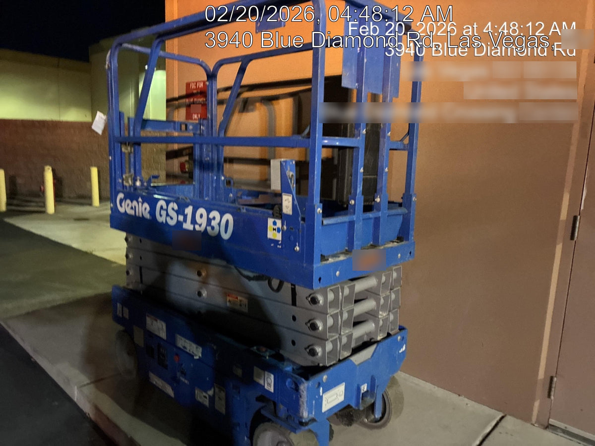 2019 Genie GS-1930 Half Height Swing Gate, 800W Inverter