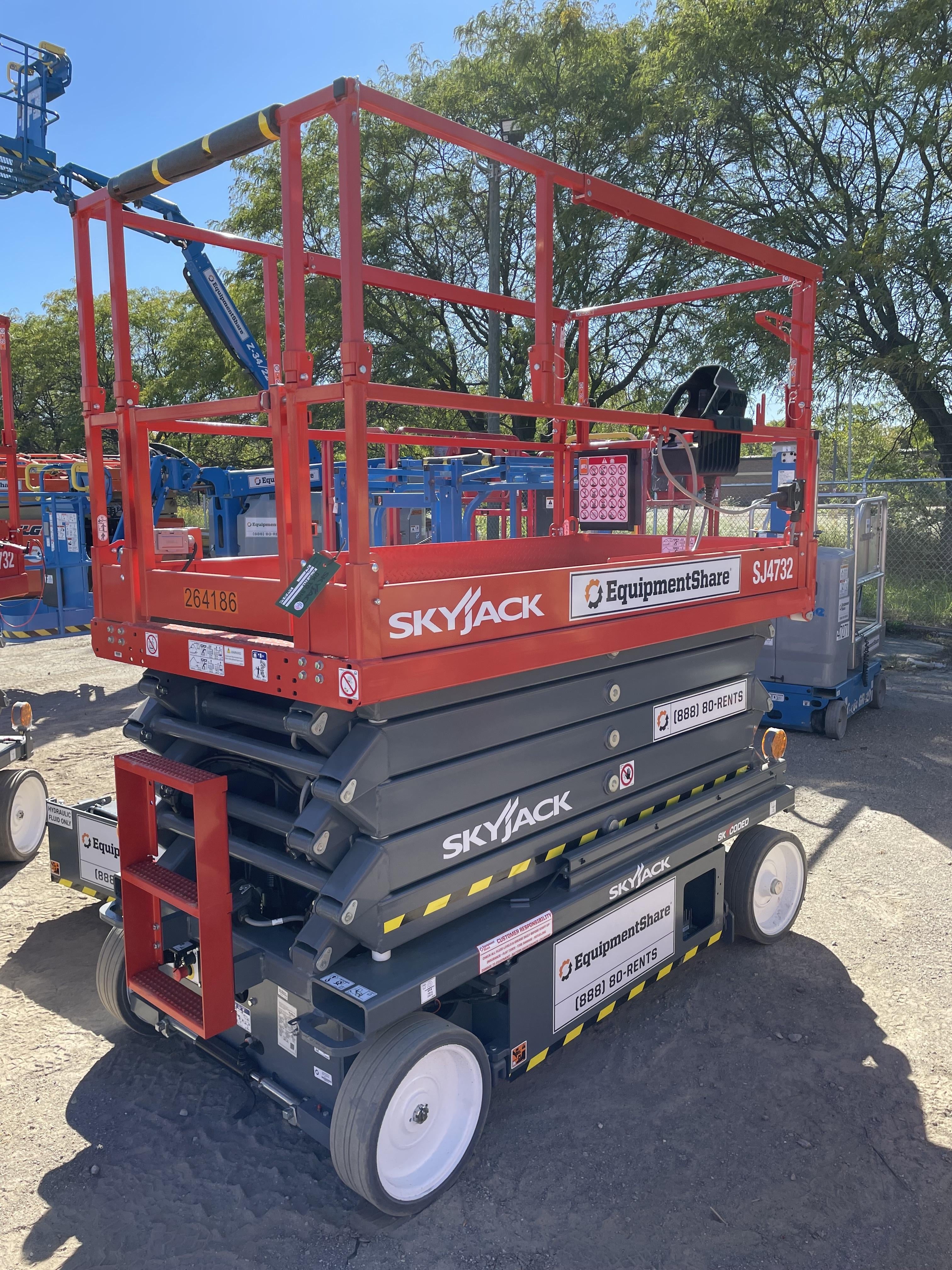 2022 SKYJACK SJ4732