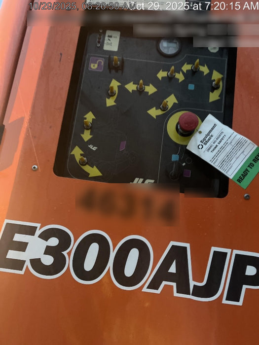 2019 JLG E300AJP
