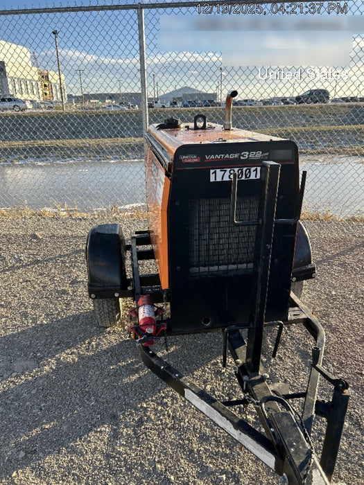 2021 Lincoln Electric Vantage 322 Vantage 322 Ready Pak 3 w/ Decals, ORANGE (includes trailer, cable rack, fender light kit) NO Telematics