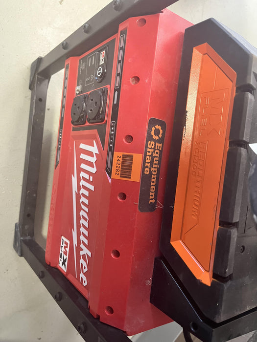 2022 MILWAUKEE MXF002-2XC