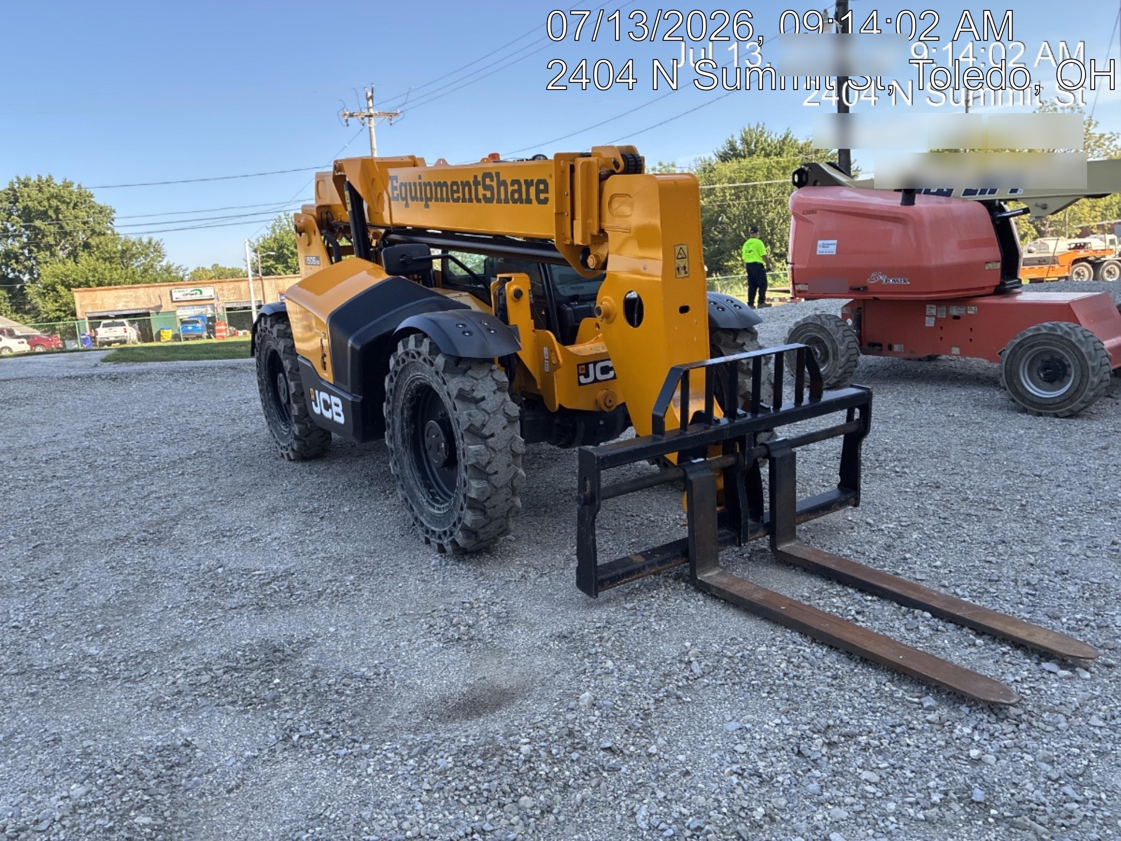 2020 JCB 509-42 Cab/Heat/Air, Solid Tires, Work Lights, Beacon, Aux Hydraulics, Back up Alarm, Lifting Eye, ES Decals