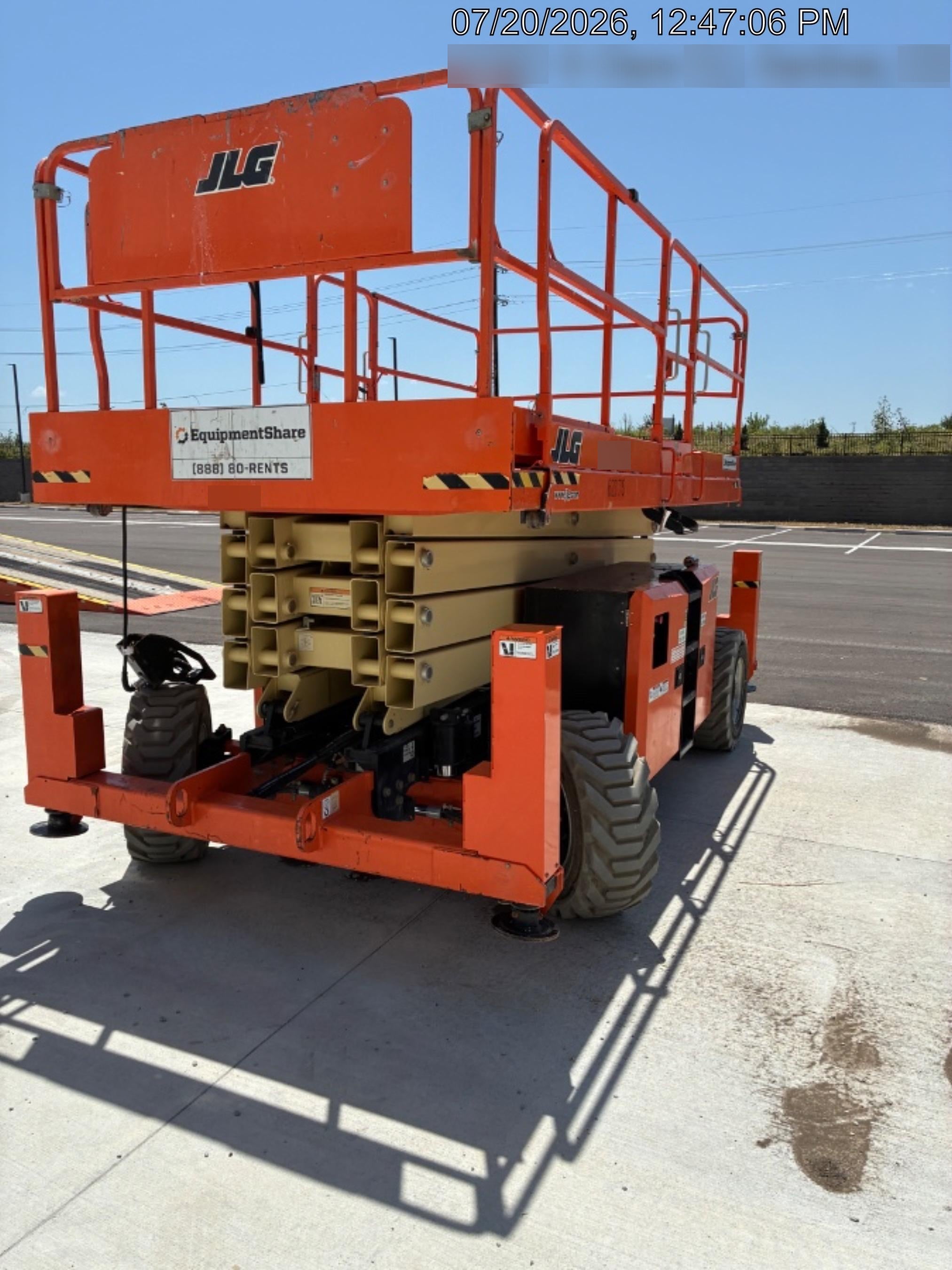 2020 JLG 430LRT