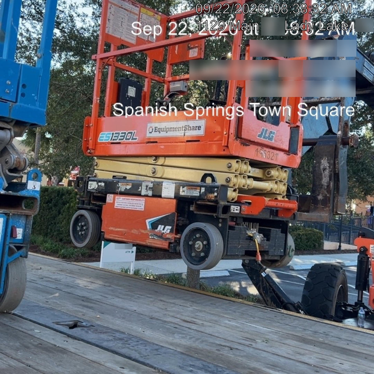 2021 JLG ES1330L