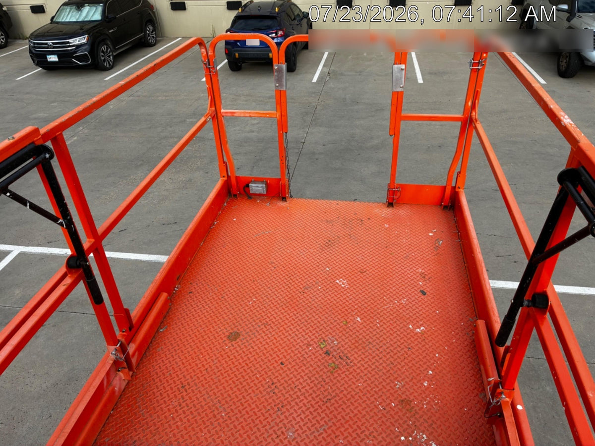 2021 JLG 4069LE