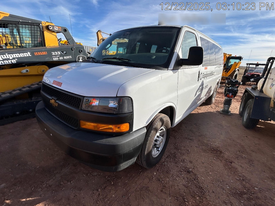 2025 CHEVROLET Express Van - Rental
