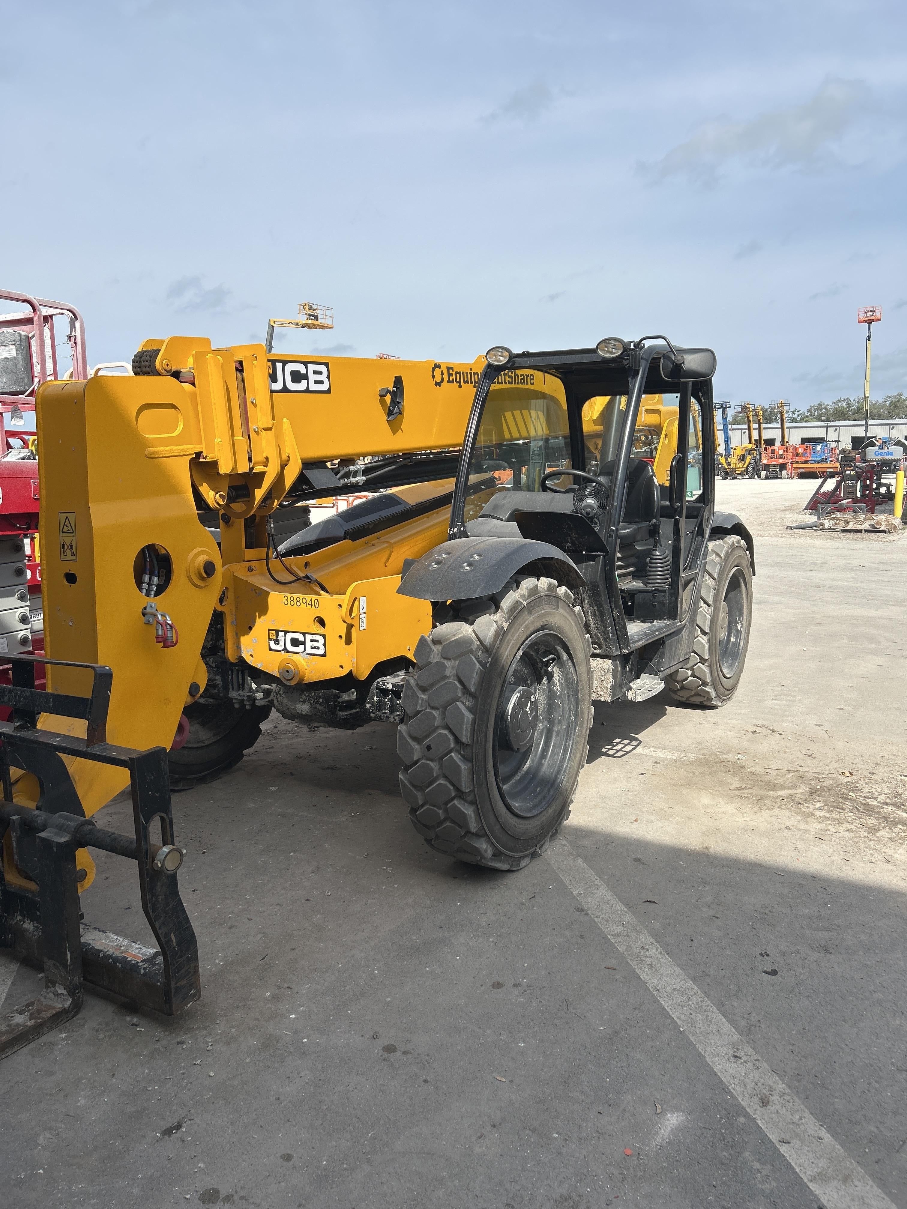 2024 JCB 509-42