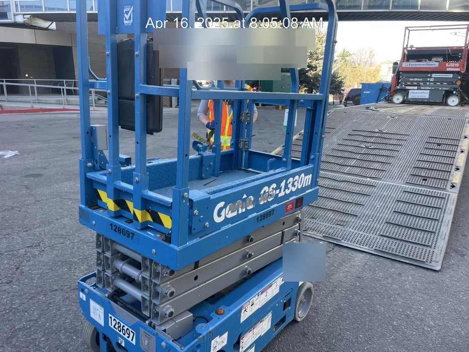 2021 GENIE GS-1330m
