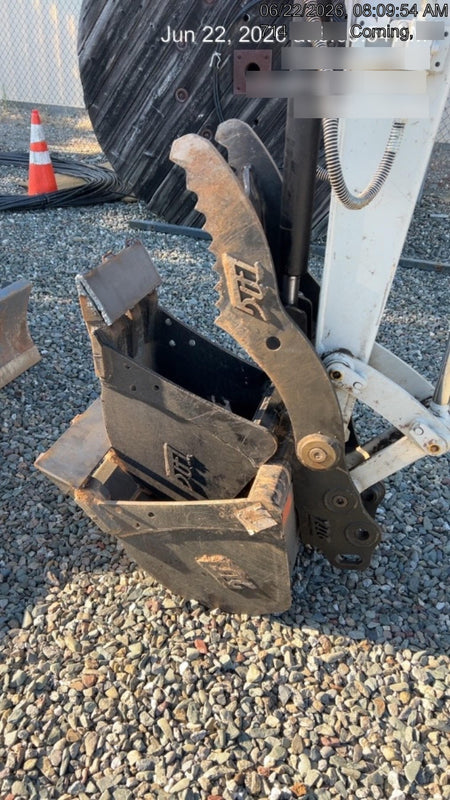 2025 TAKEUCHI TB235-2CR