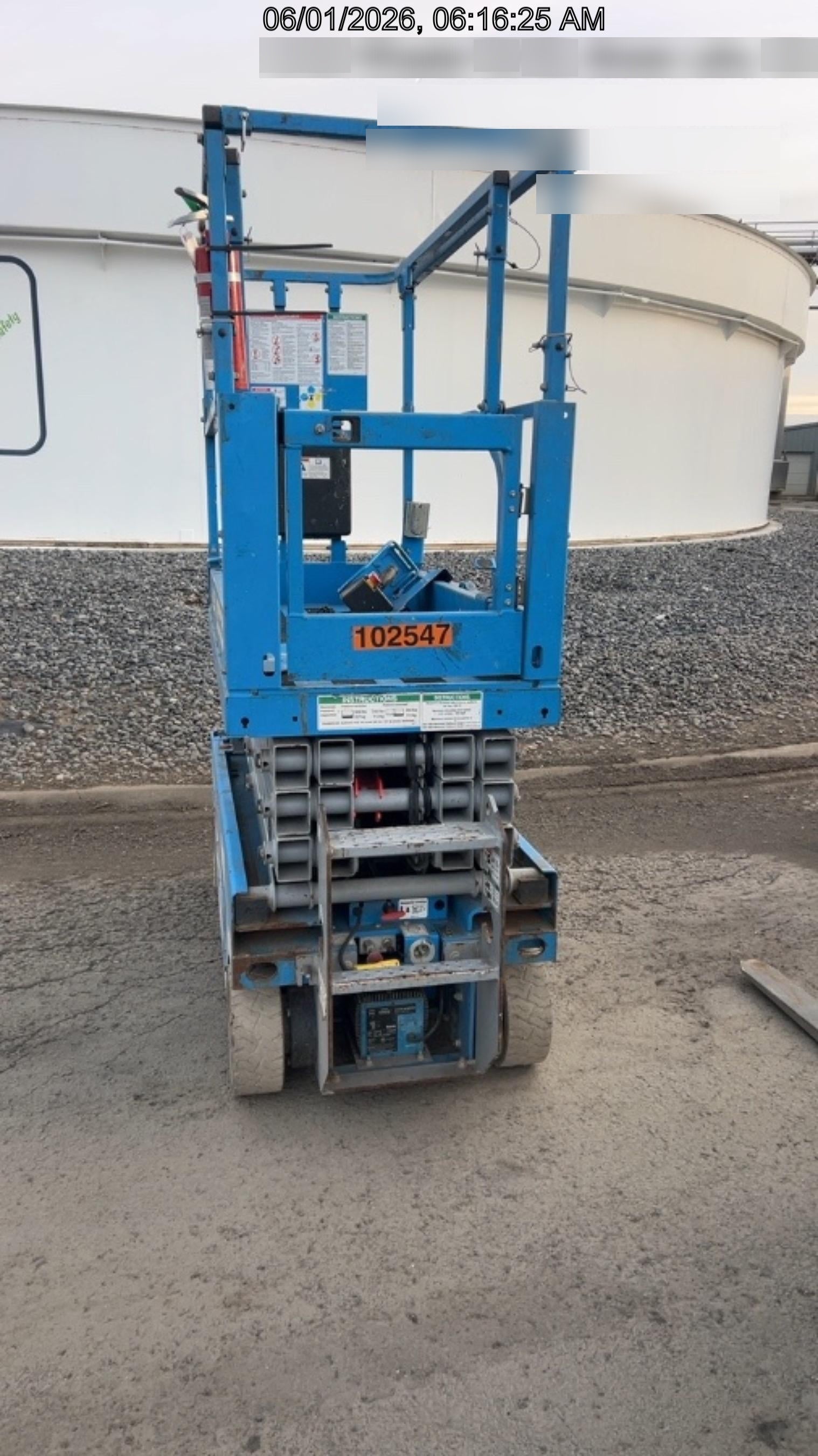 2020 Genie GS-1930 Solid Non Marking Tires, Beacon, Folding rails with half height swing gate, 800W Inverter
