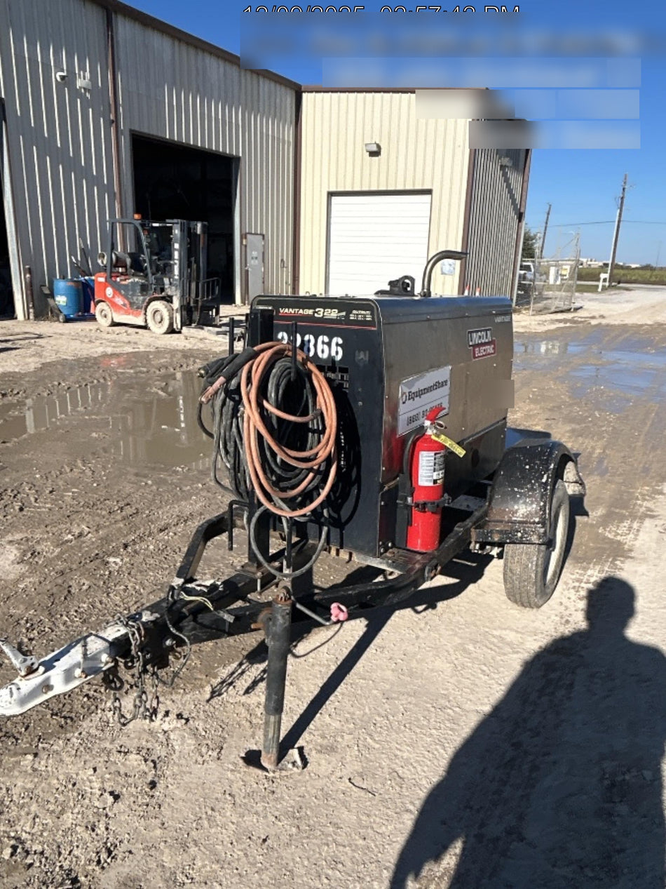 2019 Lincoln Electric Vantage 322 Lincoln Vantage 322 Welder w/Trailer, Light Kit, Cable Rack