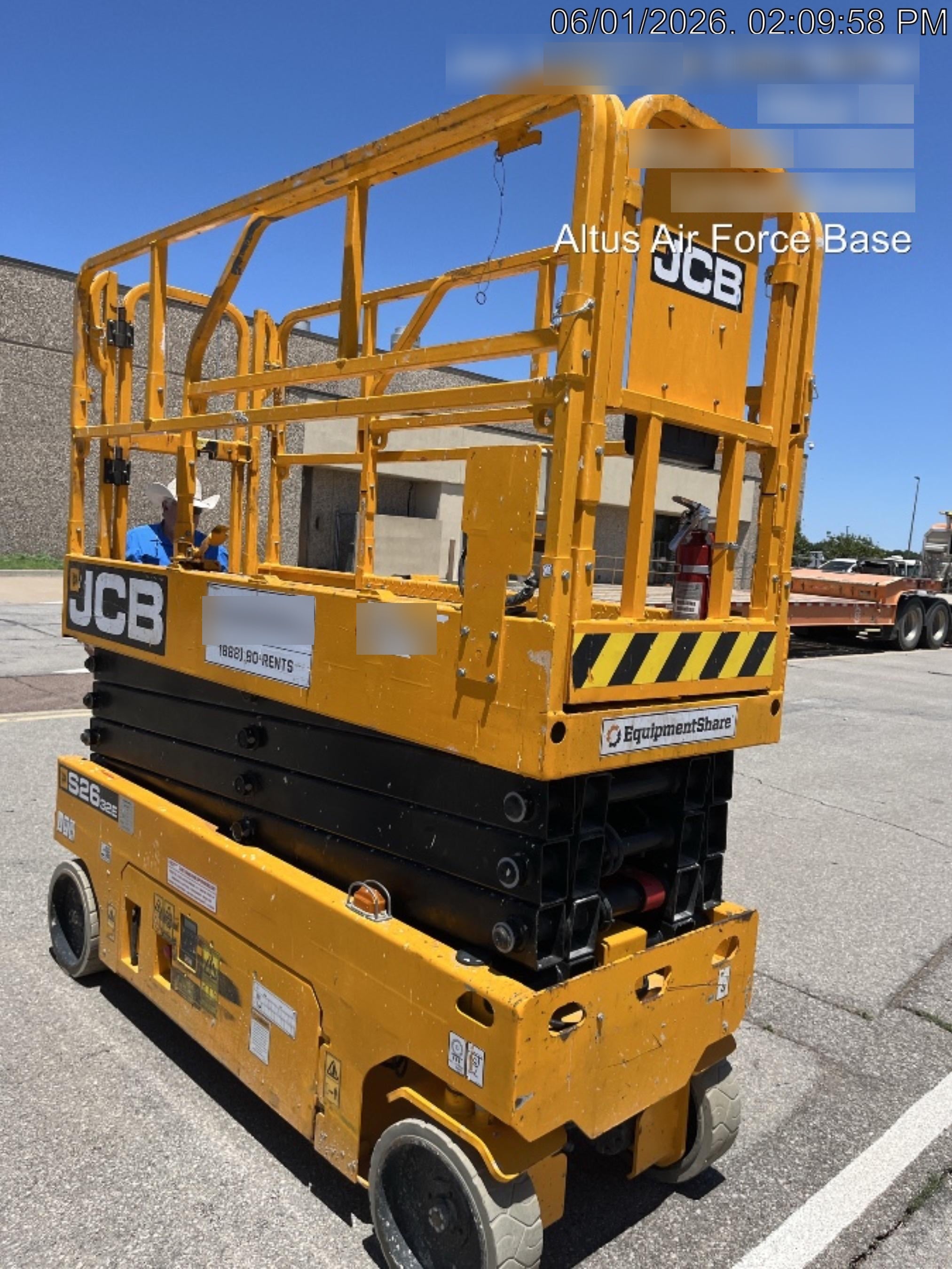 2023 JCB S2632E