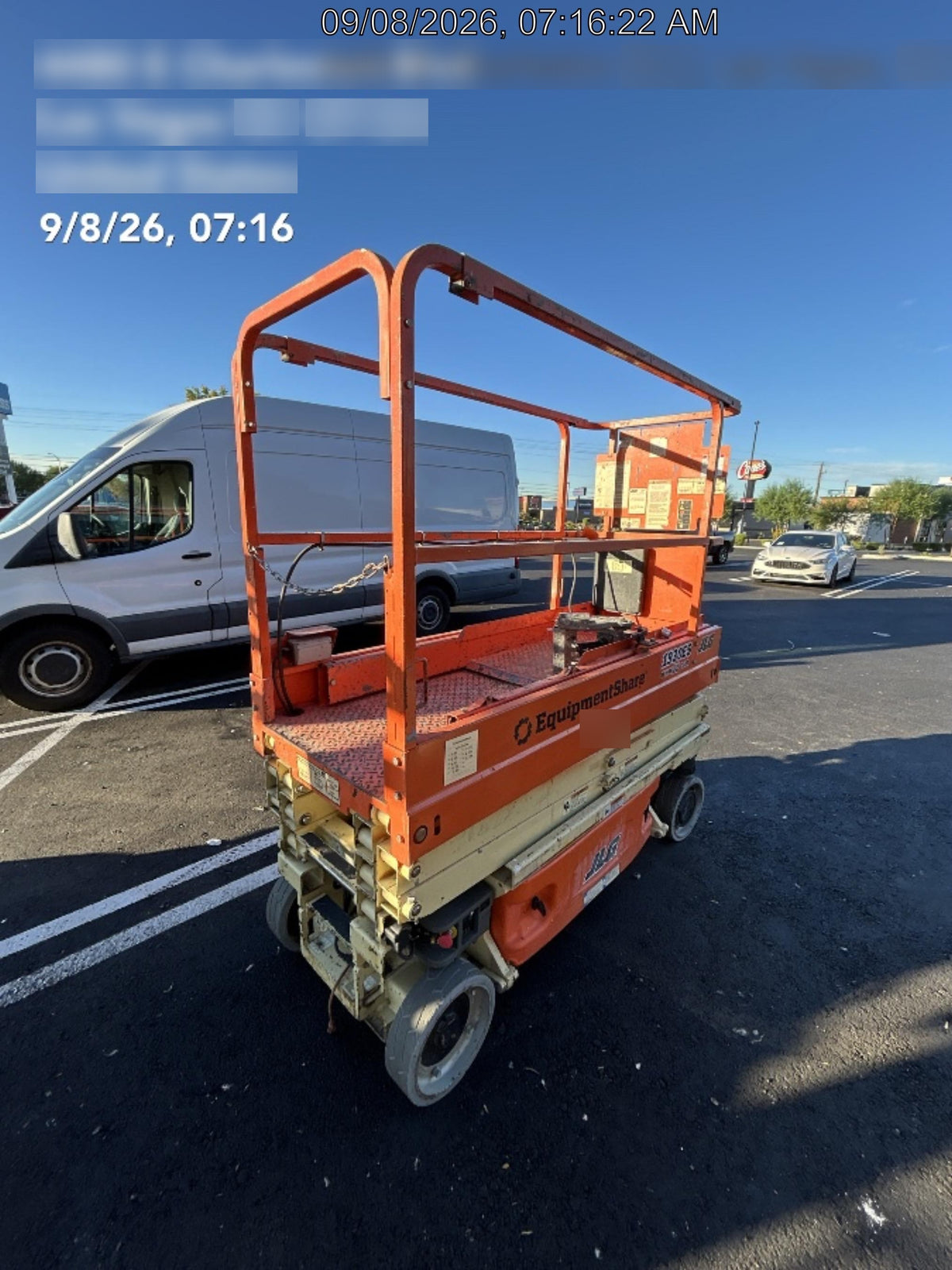 2016 JLG 1930ES Standard Options