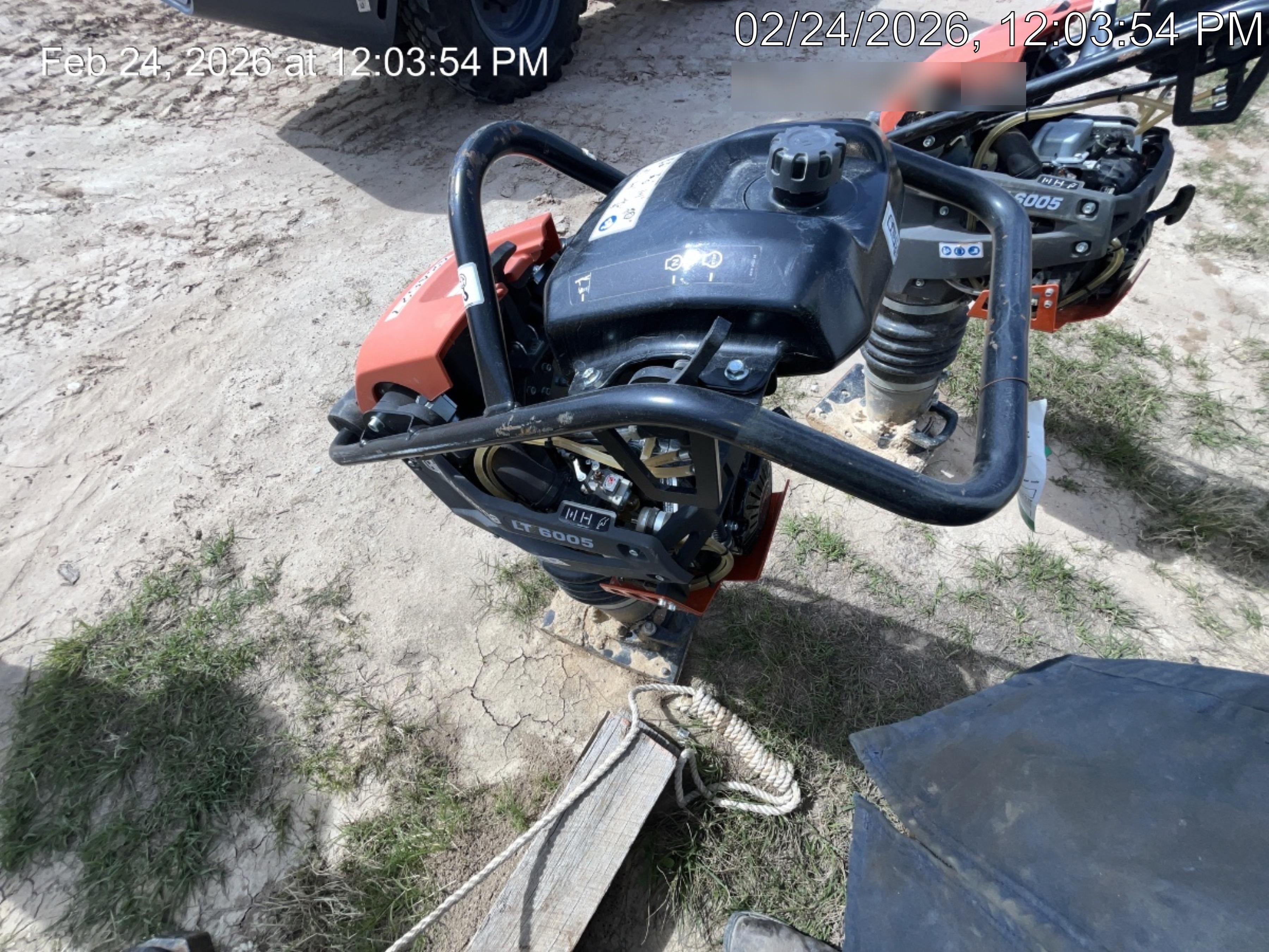 2024 HUSQVARNA LT6005