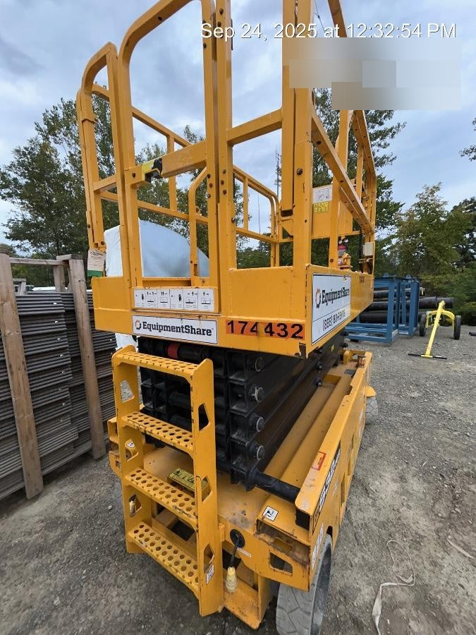 2021 JCB S3246E