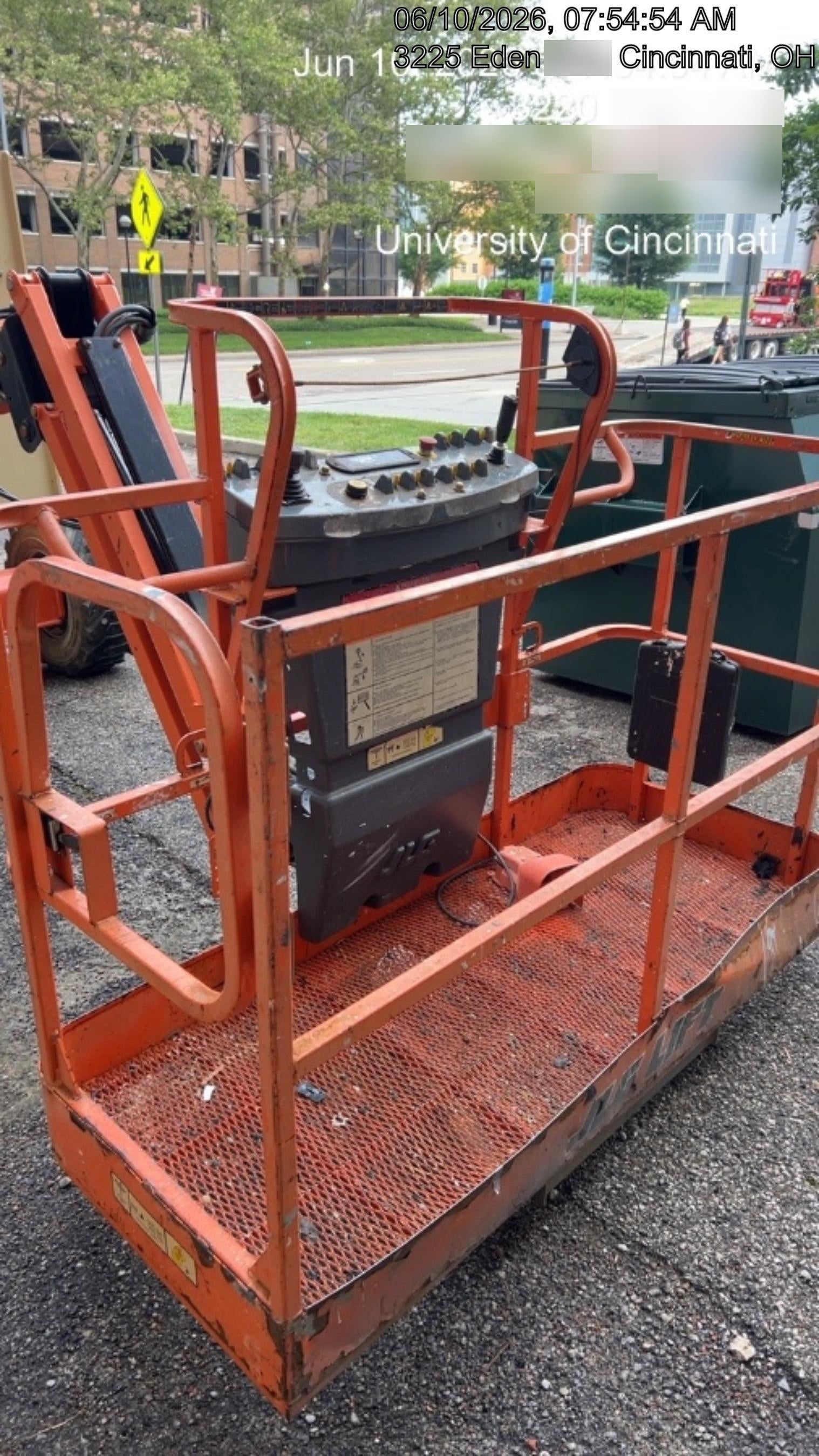 2019 JLG 450AJ