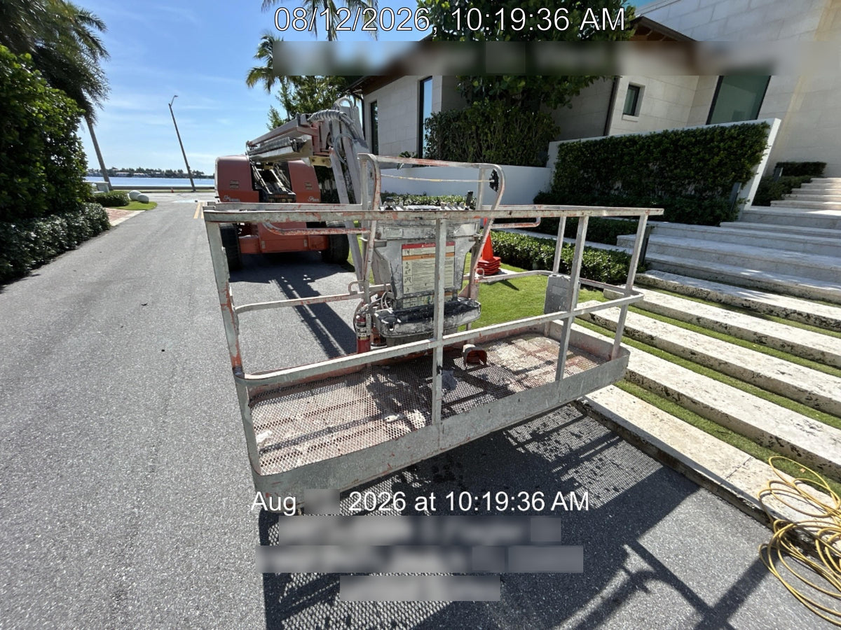 2022 JLG 660SJ