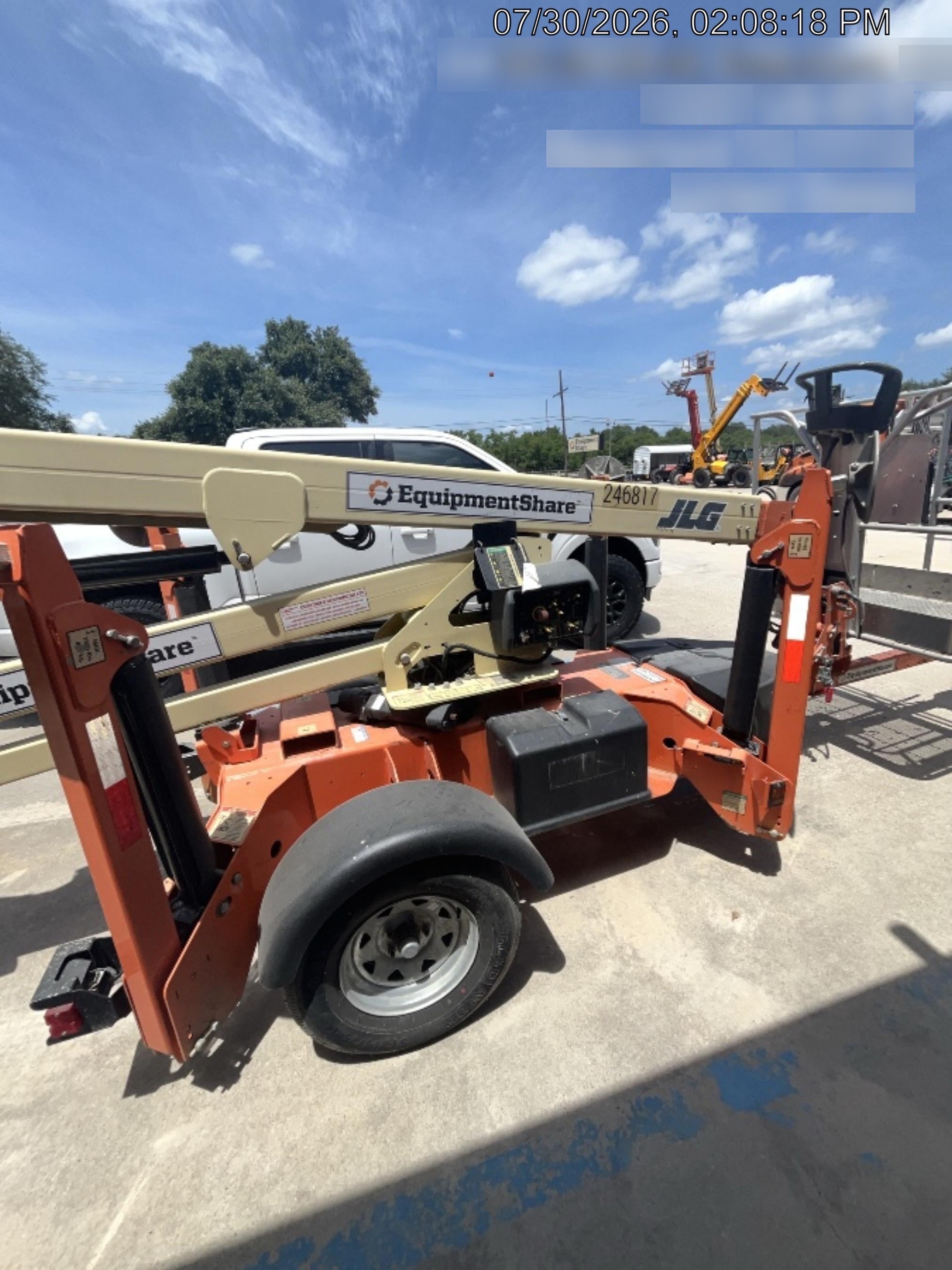 2022 JLG T350