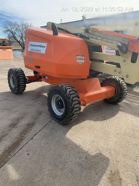 2019 JLG 450AJ