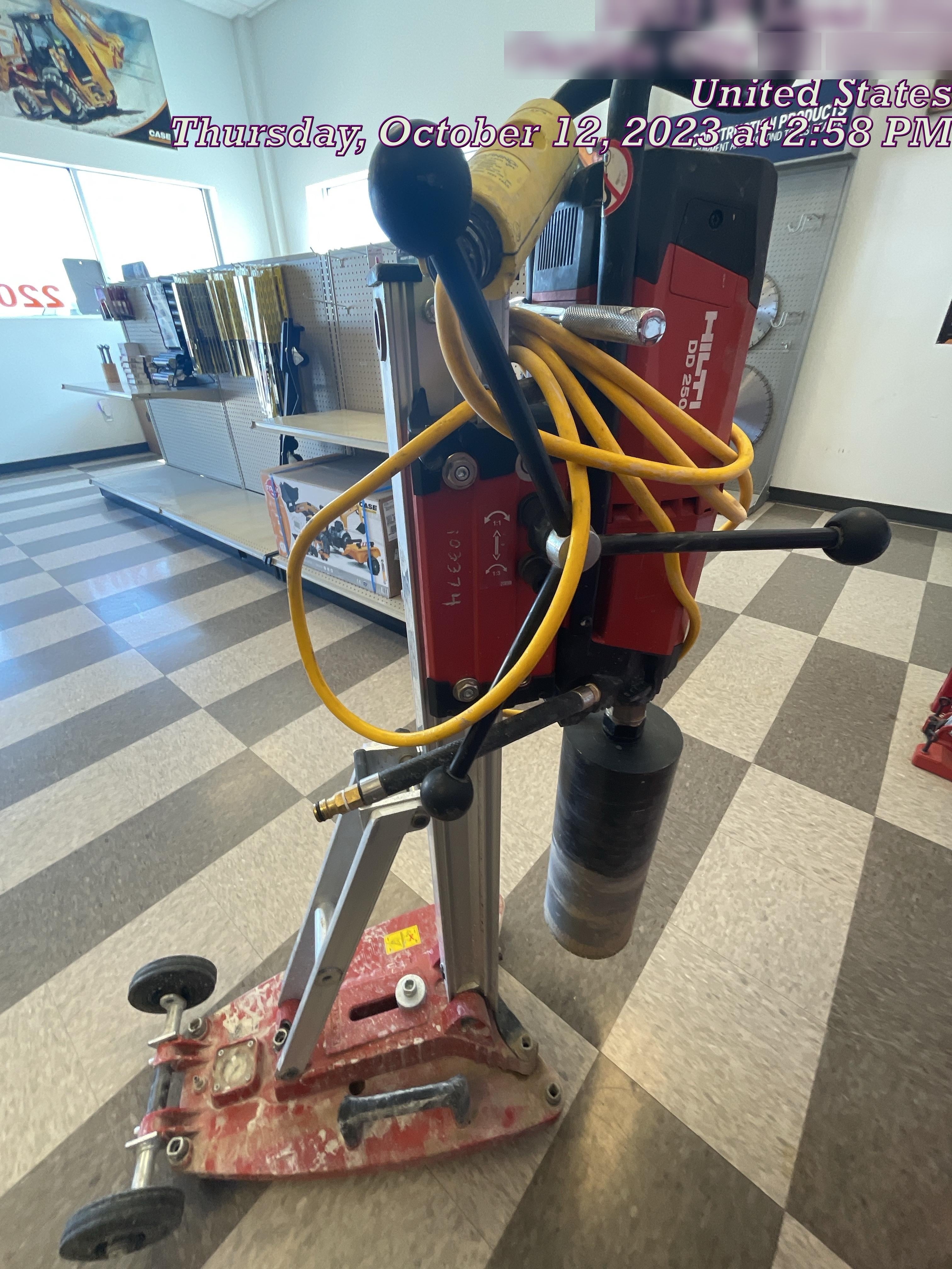 2020 HILTI DD250E