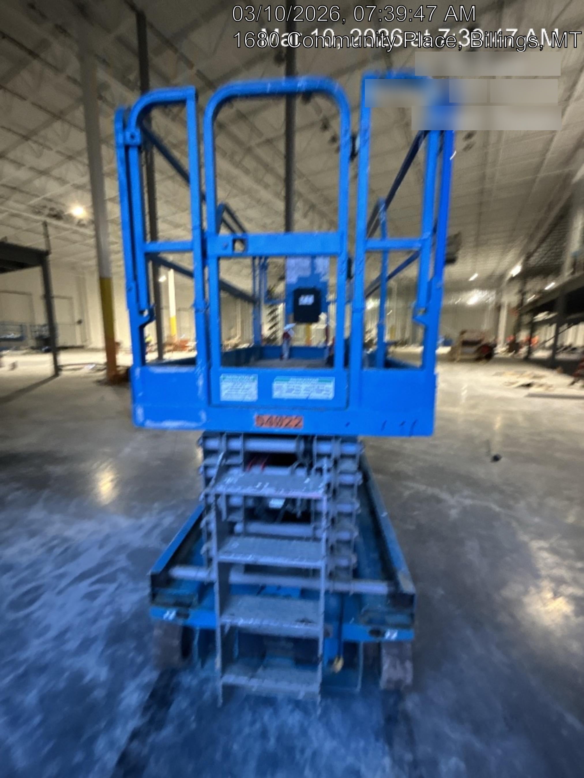 2019 Genie GS-4047 Folding rails with half height swing gate, 800W Inverter