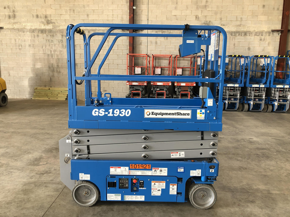 2020 Genie GS-1930 Fixed rails with chain entry gate - Pre A92.20
