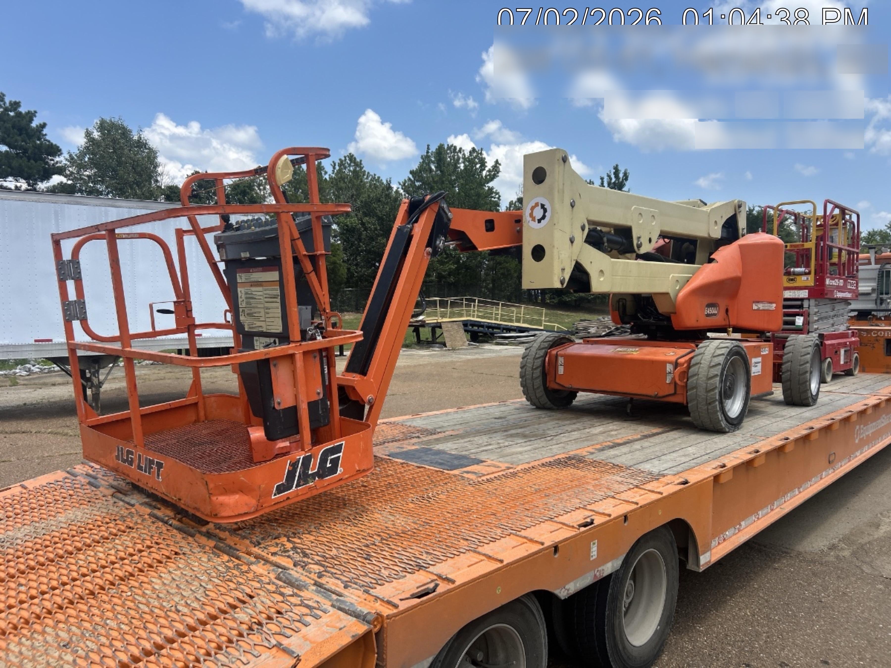 2019 JLG E450AJ