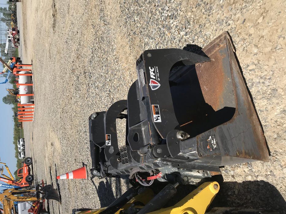 2018 PALADIN 76" Scrap Grapple Bucket - Paladin