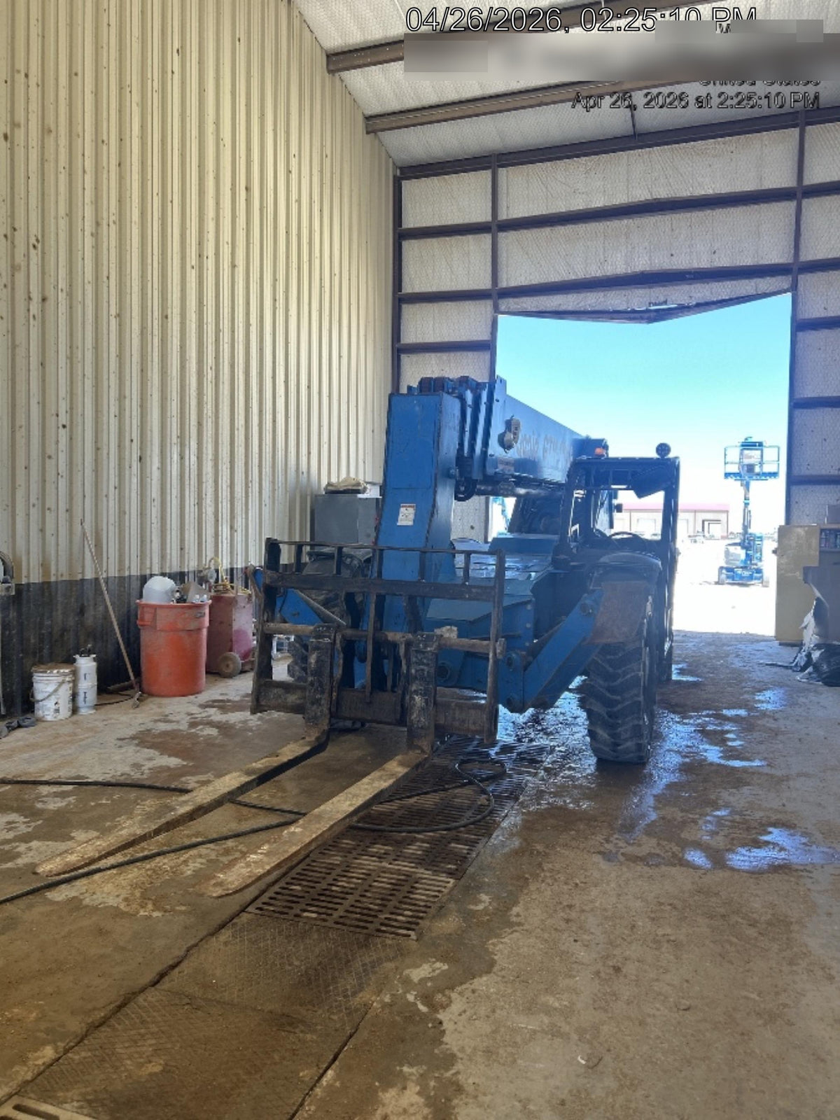 2018 Genie GTH-1056 Genie GTH-1056 w/ROPS, Work Lights, Solid Tires, RH Cab Mesh, Beacon, 60" Carriage and Forks