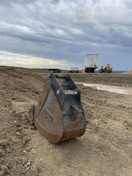 2020 DOOSAN 24" Bucket-Doosan
