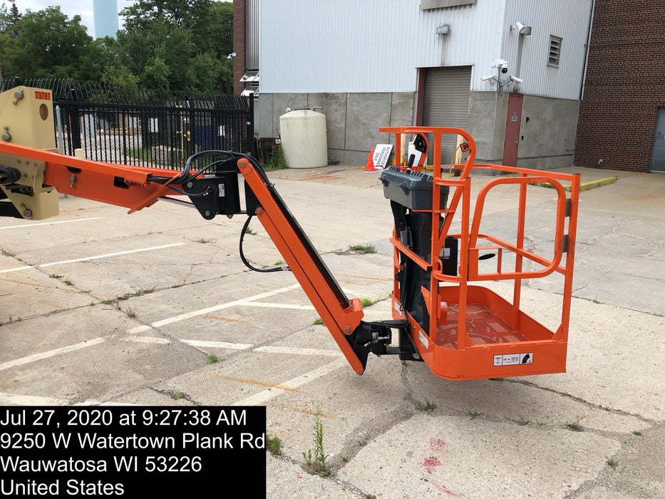 2020 JLG E400AJPN