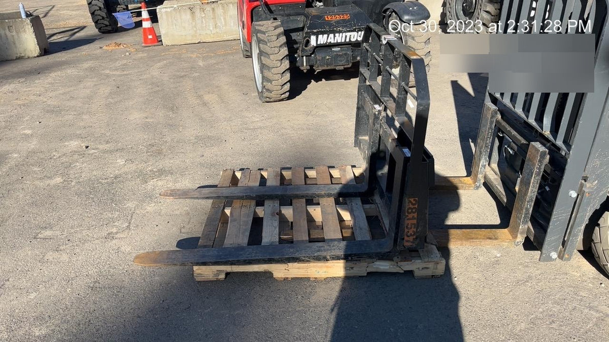2022 ARROW MATERIAL HANDLING 48" Pallet Forks - Arrow