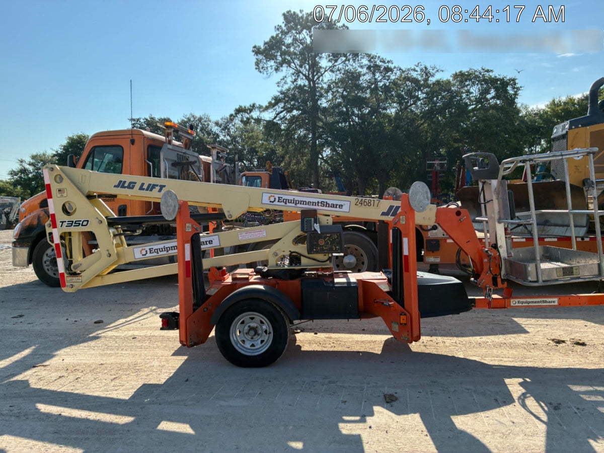 2022 JLG T350