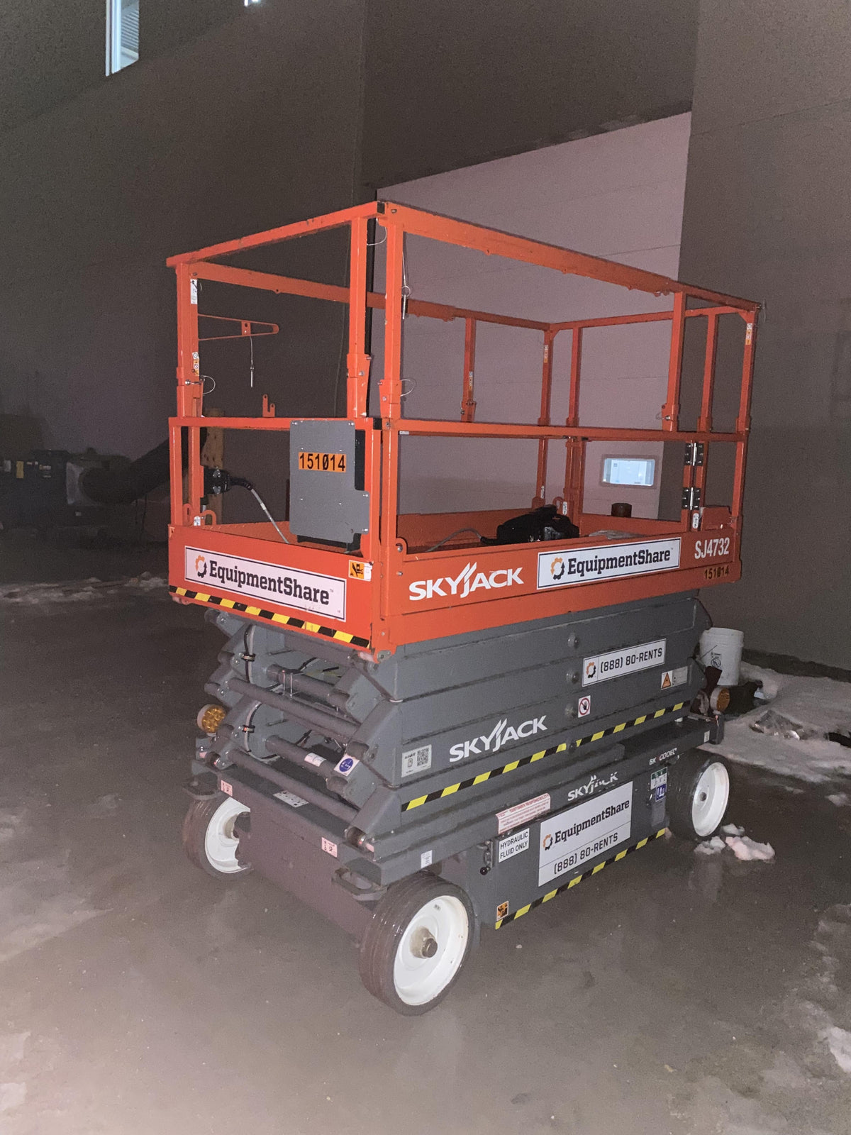 2021 SKYJACK SJ4732
