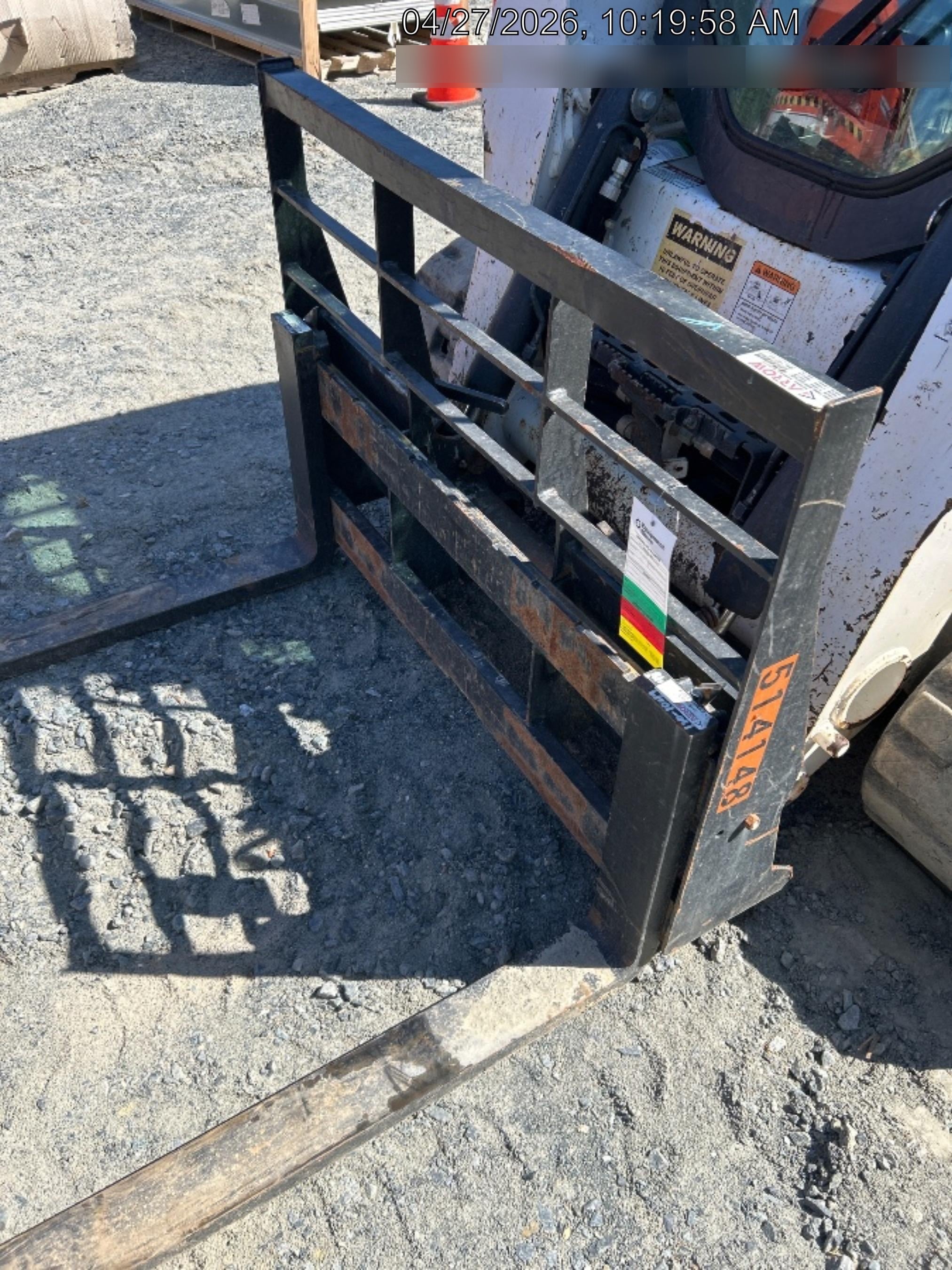 2025 ARROW MATERIAL HANDLING 72" Pallet Forks - Arrow