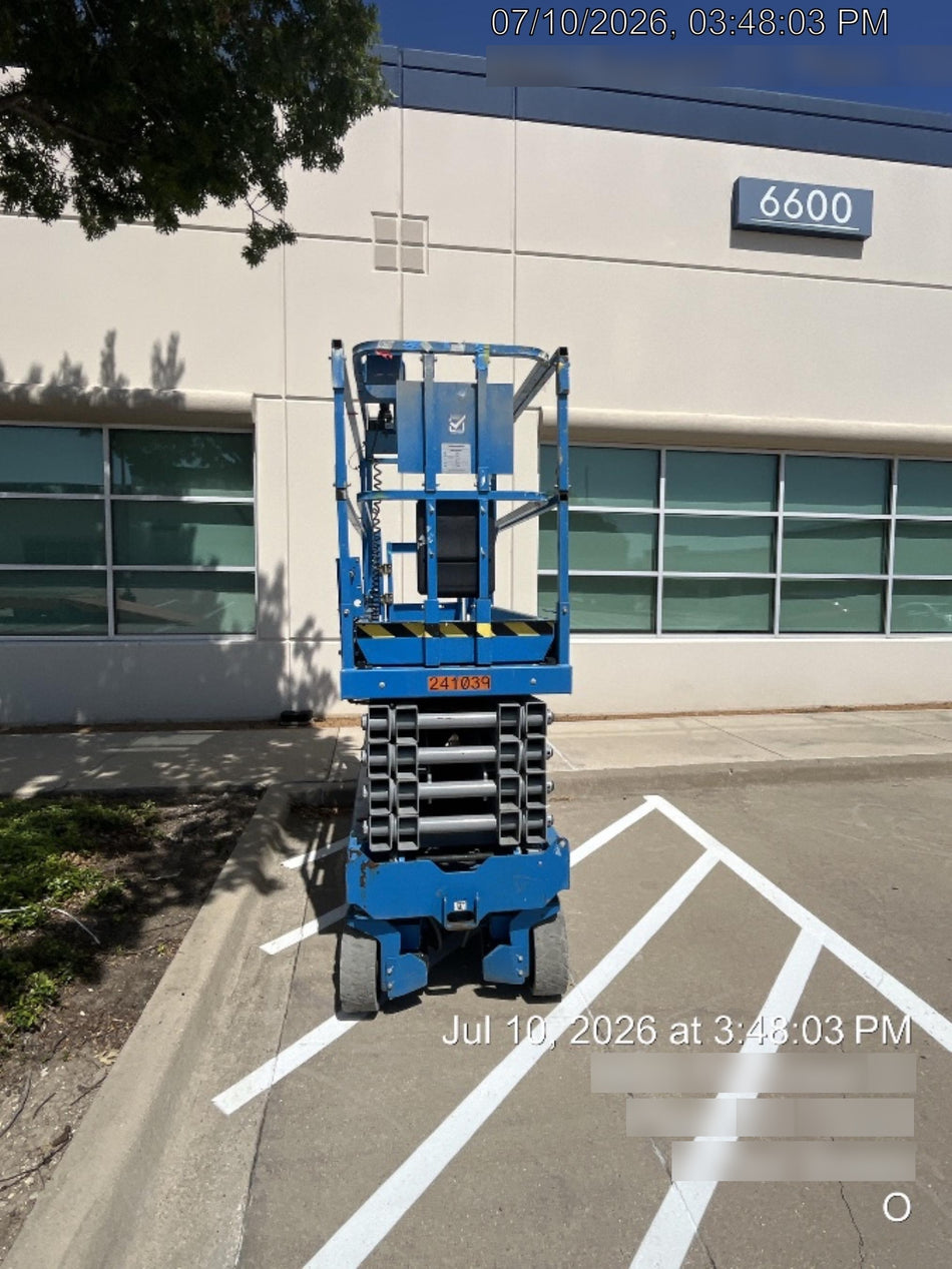 2022 GENIE GS-3232