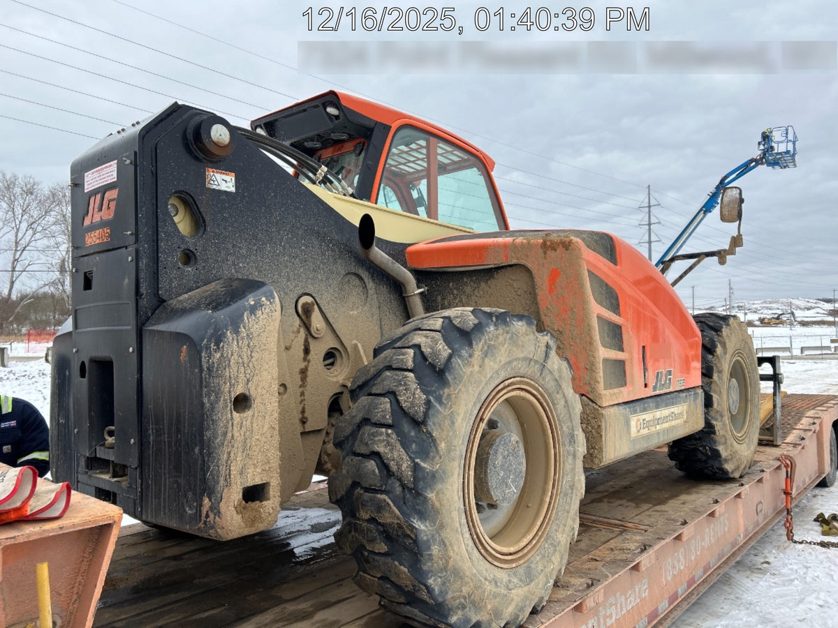 2022 JLG 1732