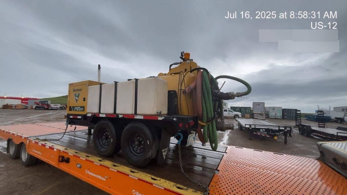 2022 Vac-Tron LP573XDT T4 Koehler Diesel Engine, 500 Gallon Debris Tank, x2 100 Gallon Water Tanks