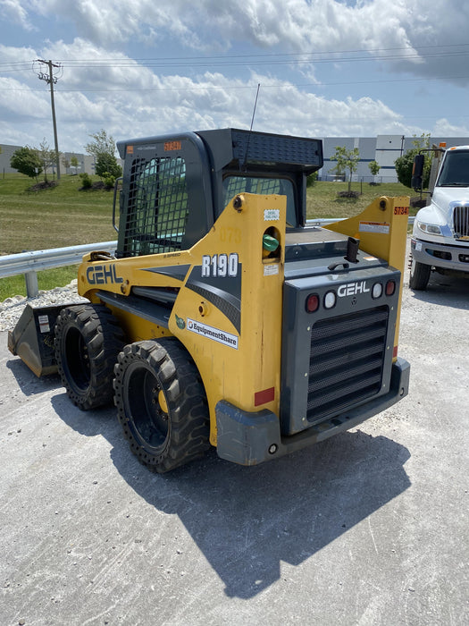 2016 GEHL R190