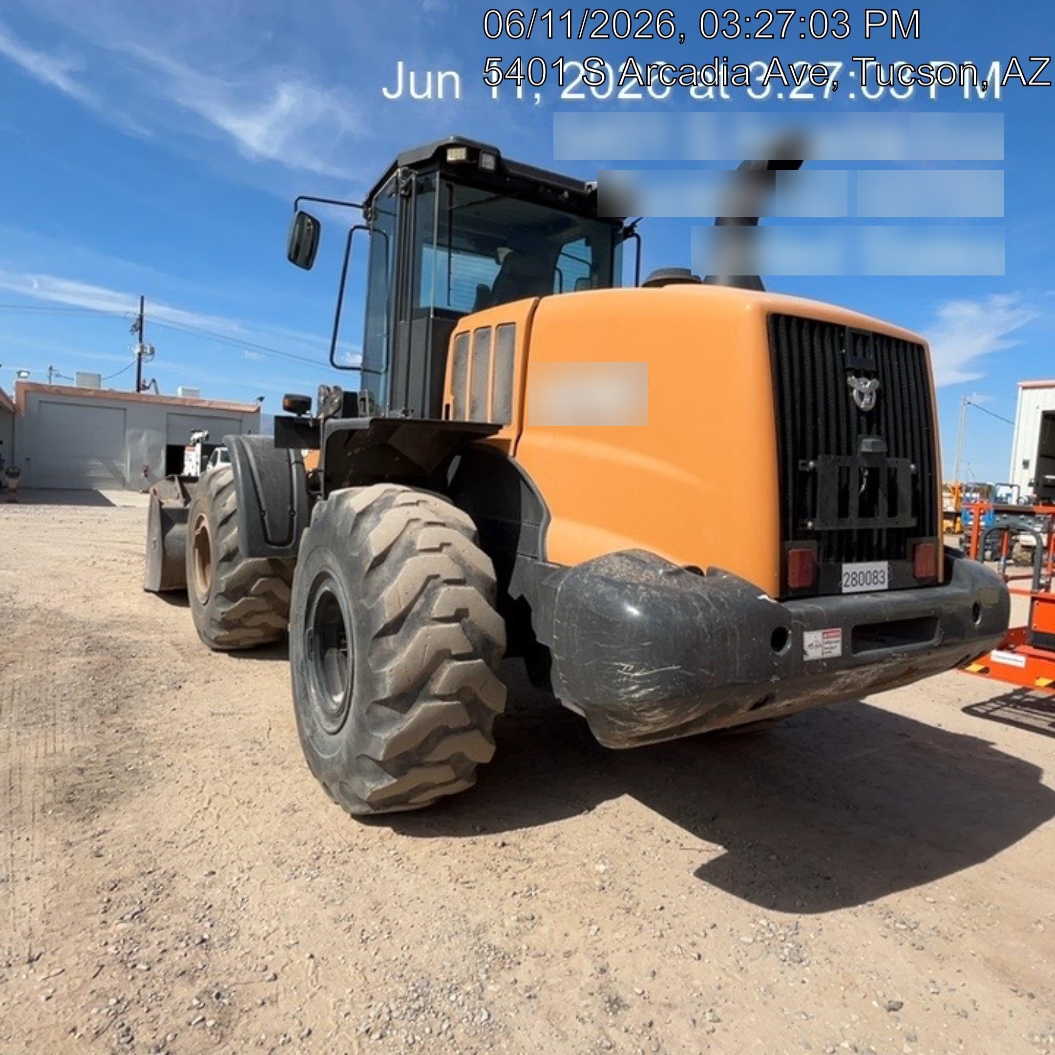 2023 CASE 821G