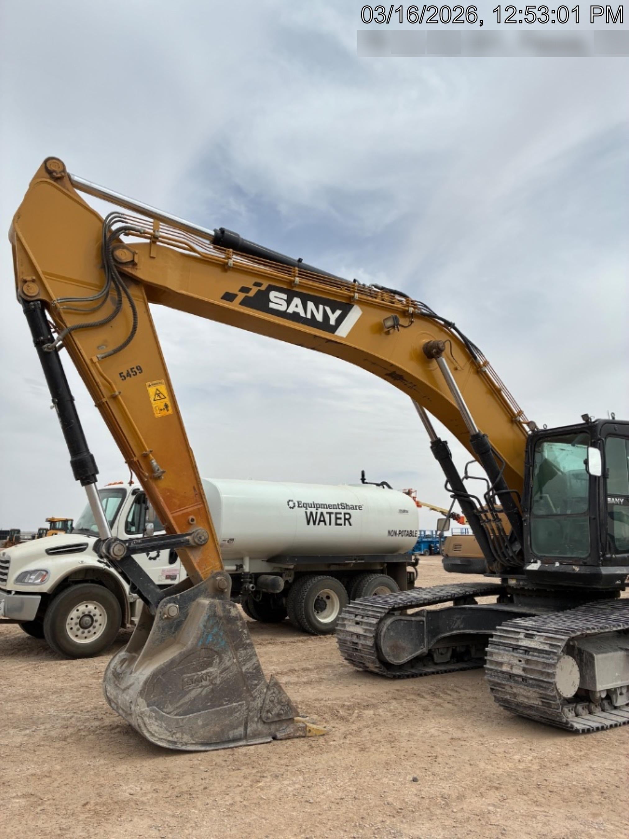 2017 SANY SY365C LC