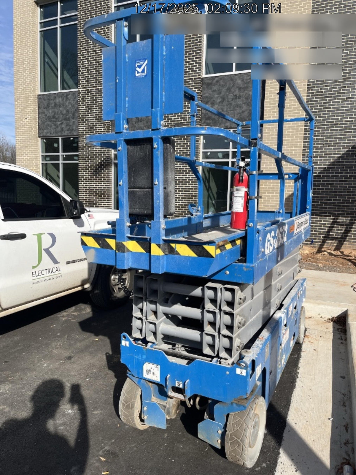 2023 GENIE GS-2632