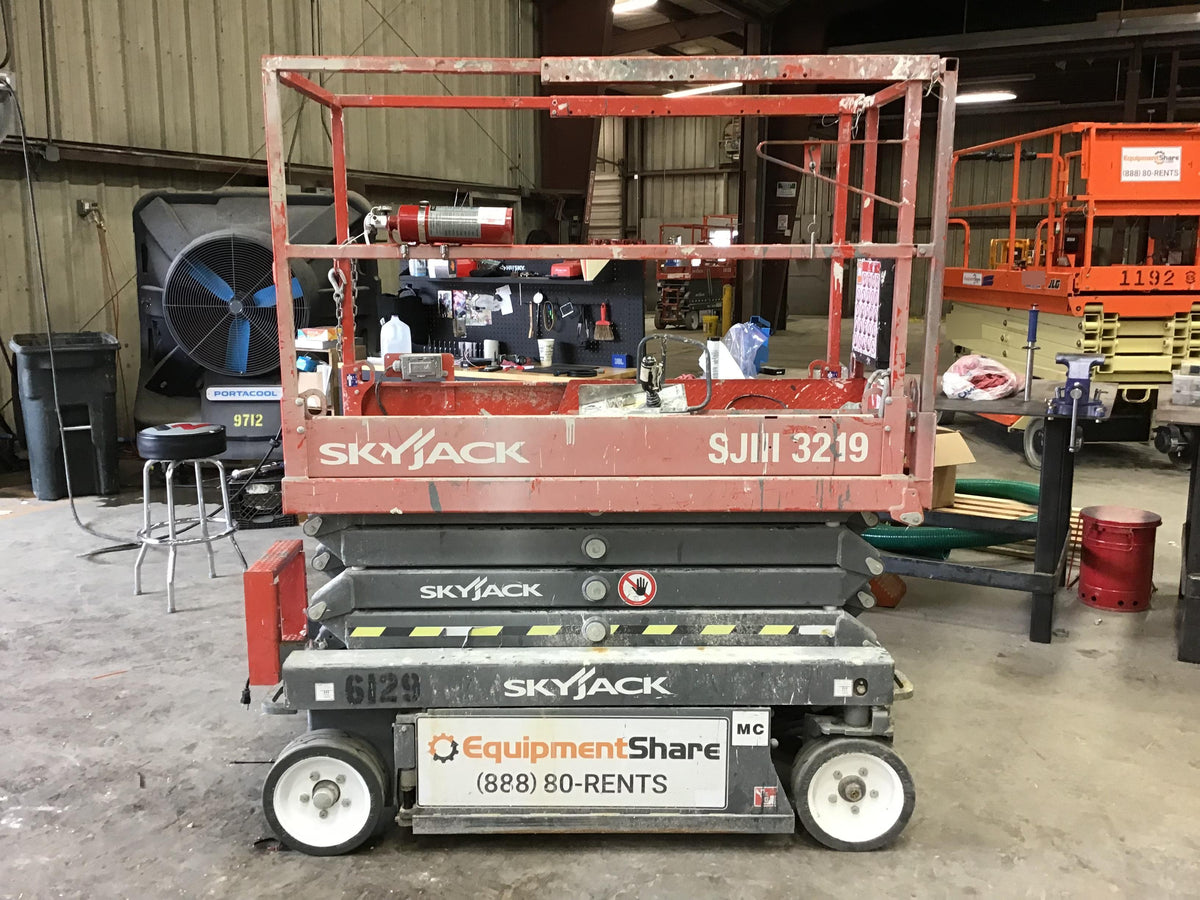 2017 Skyjack SJIII-3219 Skyjack SJ3219, Trojan Battery Set, Extended Warranty 5yr/5k hr